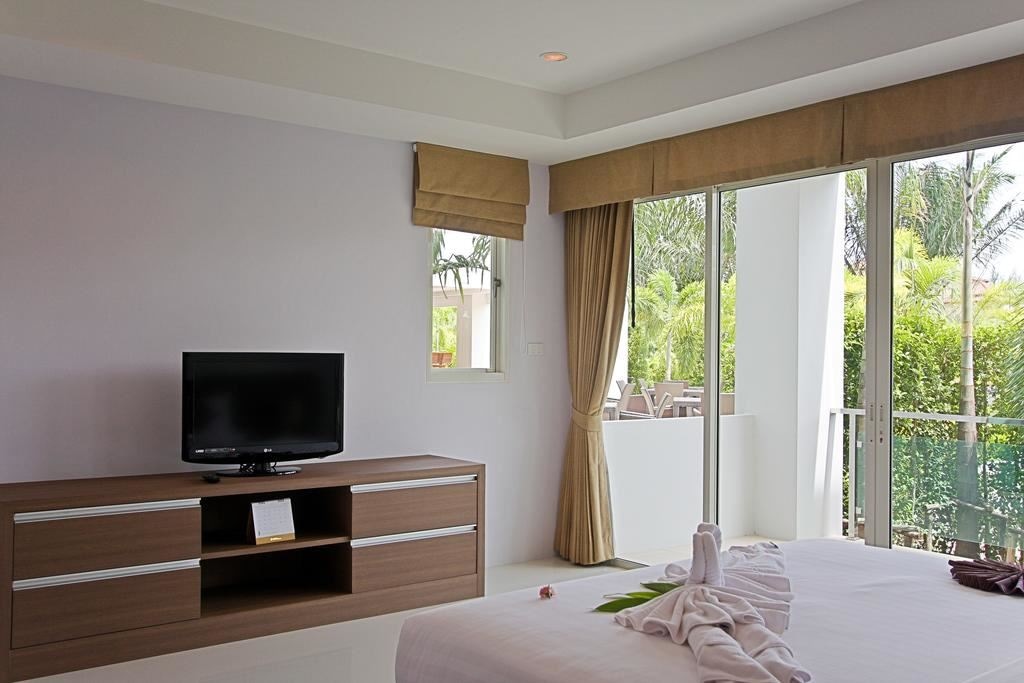 rooms-2-bedroom-jacuzzi-superior-suite