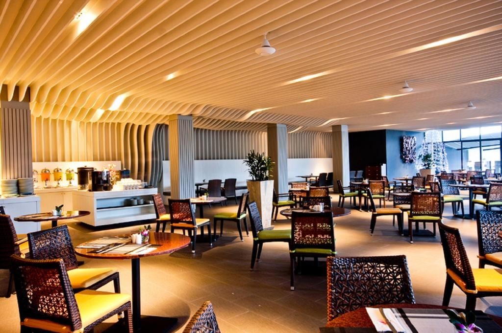 restaurants-beyond-cafe