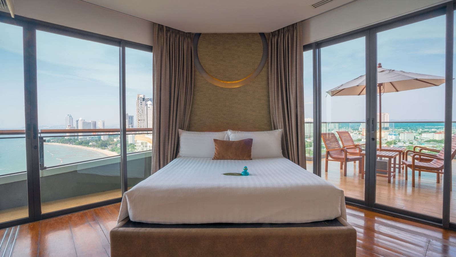 rooms-duplex-terrace-suite