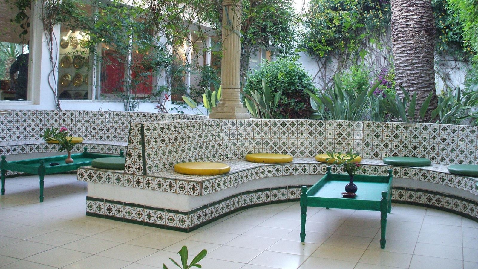 bars-moorish-cafe