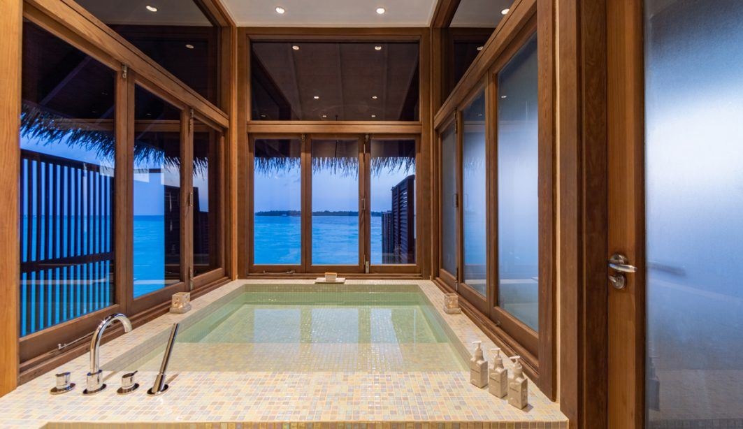 rooms-grand-water-villa