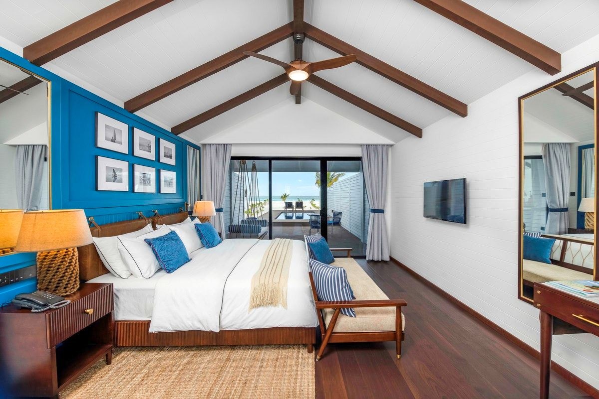 rooms-deluxe-beach-pool-villa