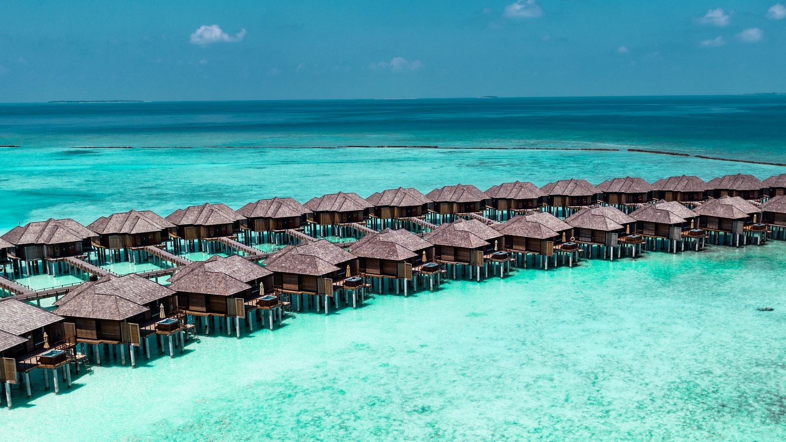 rooms-horizon-water-villa