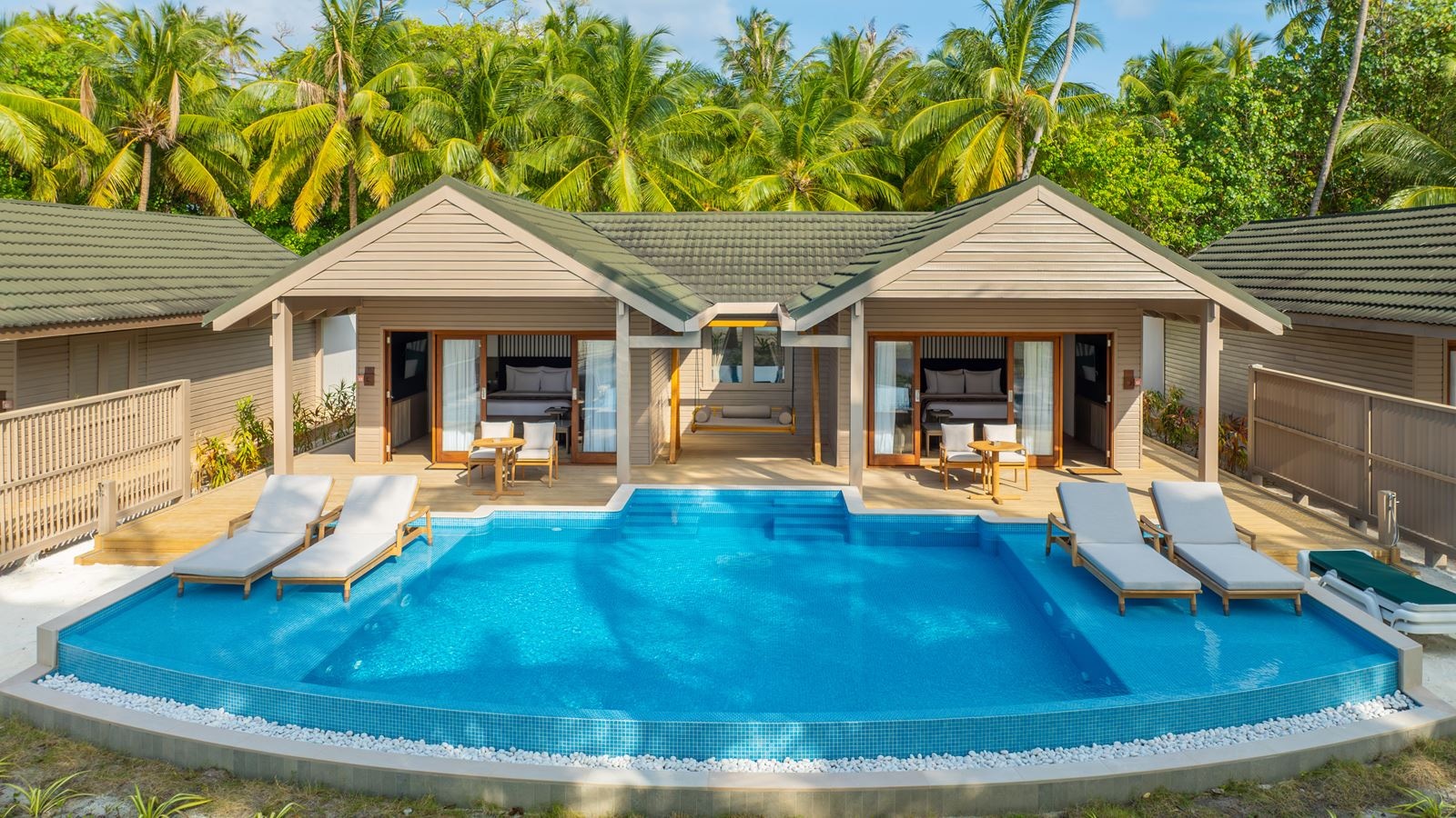 rooms-two-bedroom-beach-pool-villa