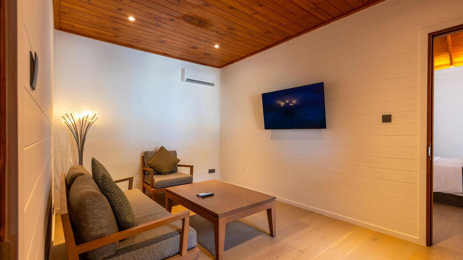 rooms-two-bedroom-beach-pool-villa