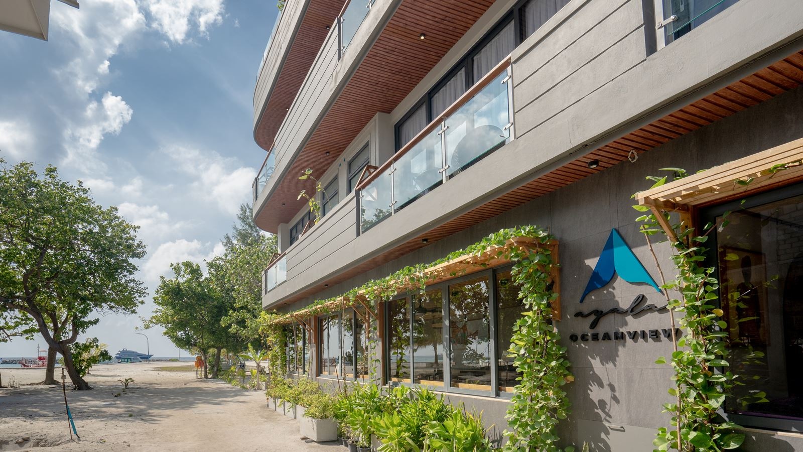 general-main-building