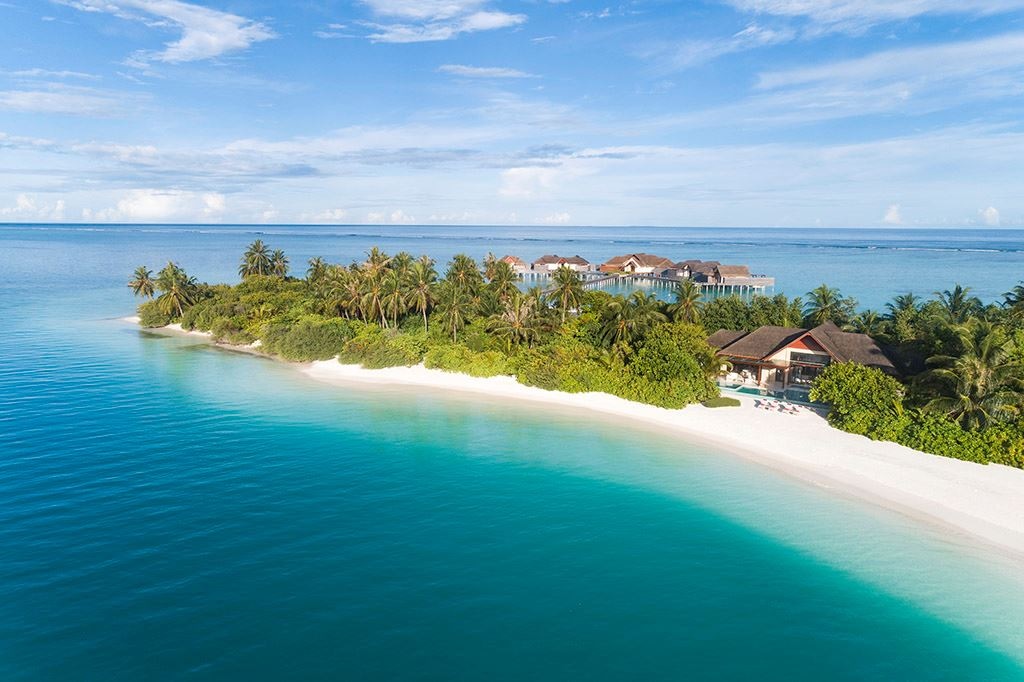 rooms-two-bedroom-beach-pool-pavilion