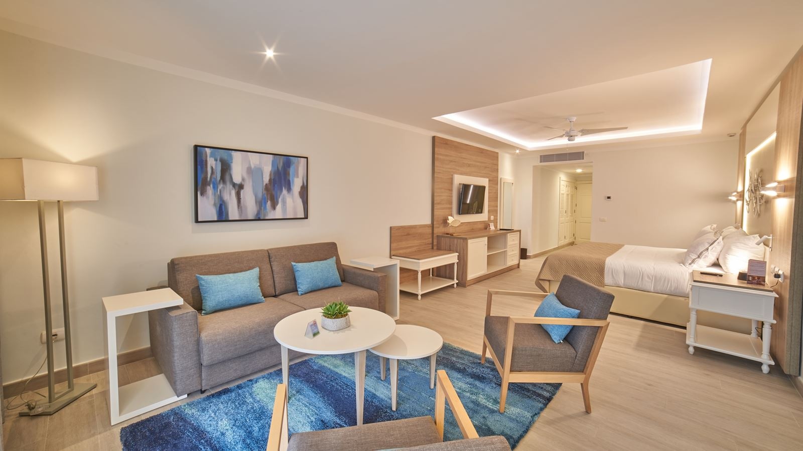 rooms-junior-suite-de-luxe-swim-up-corner