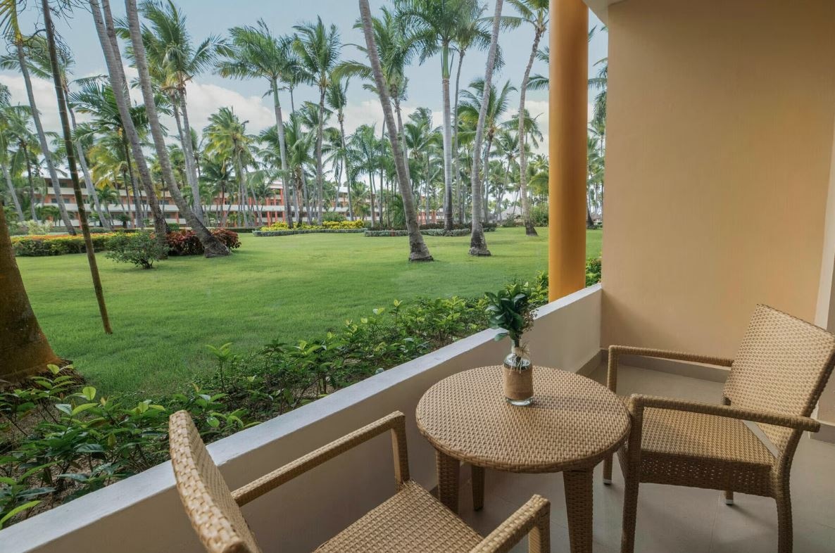 rooms-premium-tropical-view