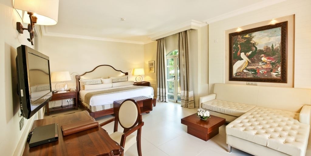 rooms-ocean-front-suite