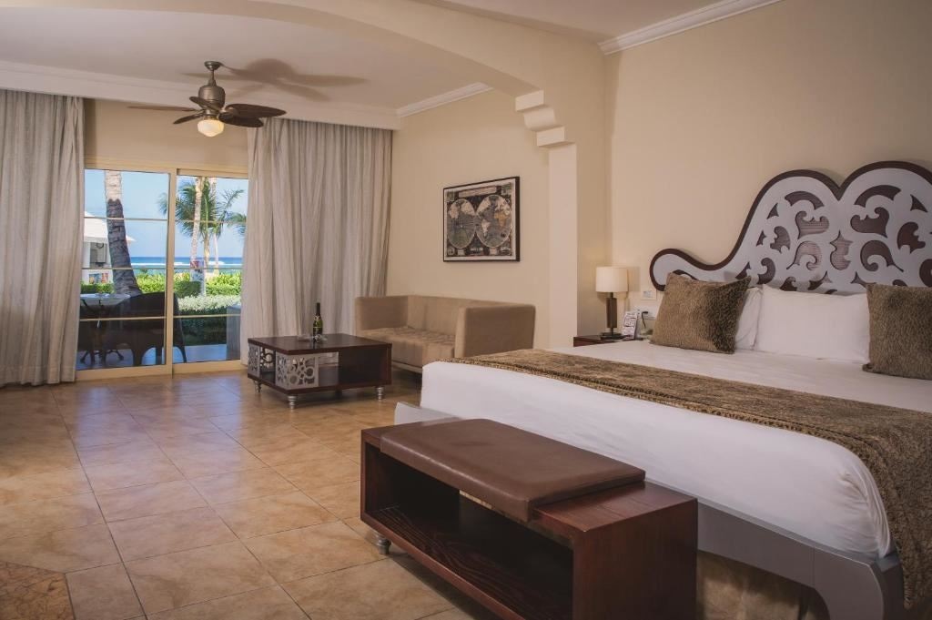 rooms-junior-suite-ocean-view-with-jacuzzi