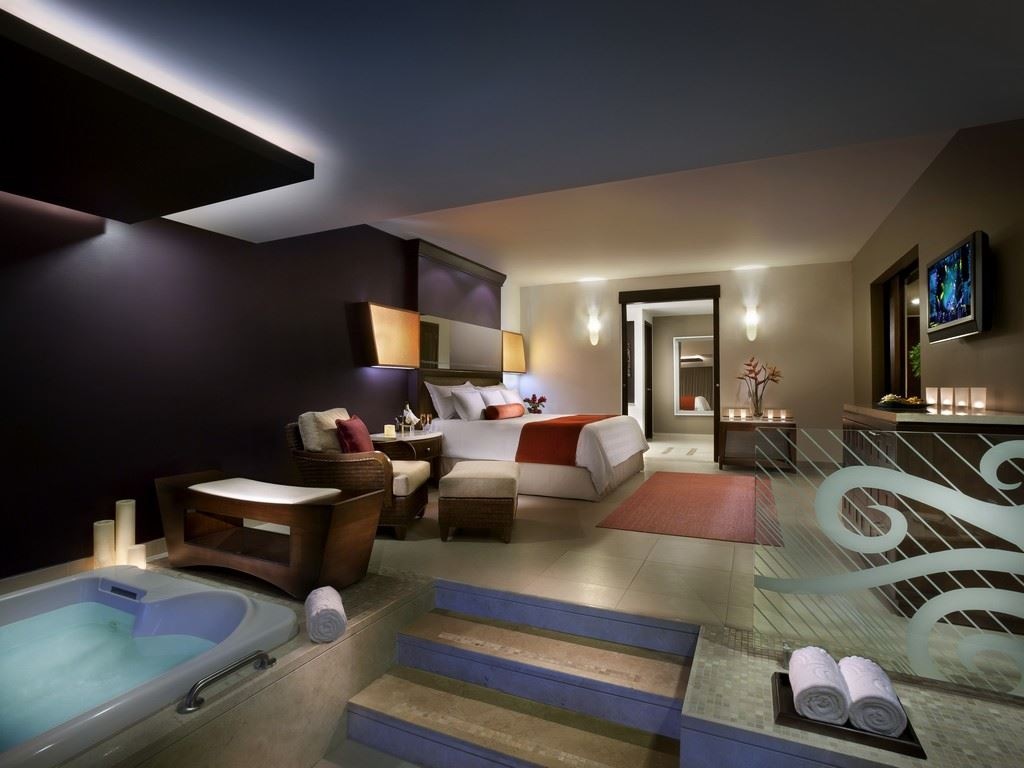 rooms-rock-suite-one-bedroom-classic-with-personal-assistant