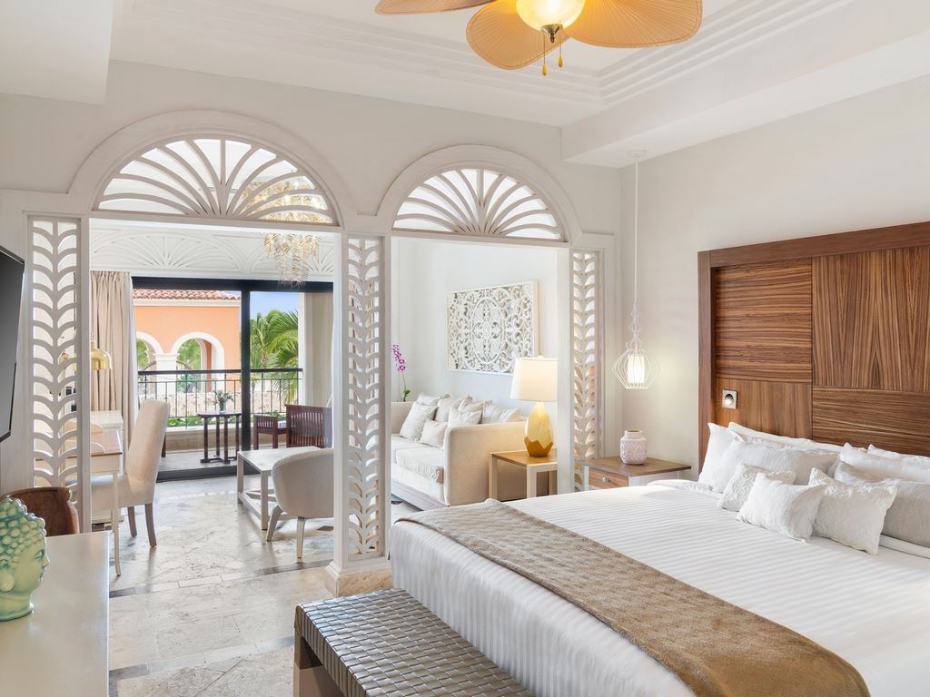 rooms-junior-suite-ocean-view