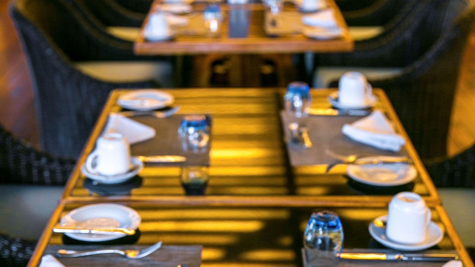 restaurants-restaurants