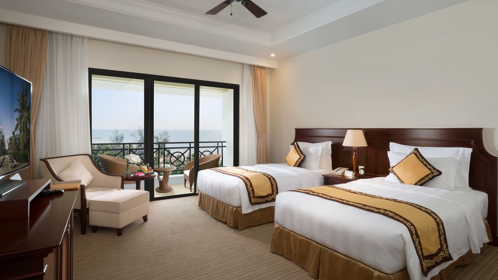 rooms-room-deluxe-ocean-view