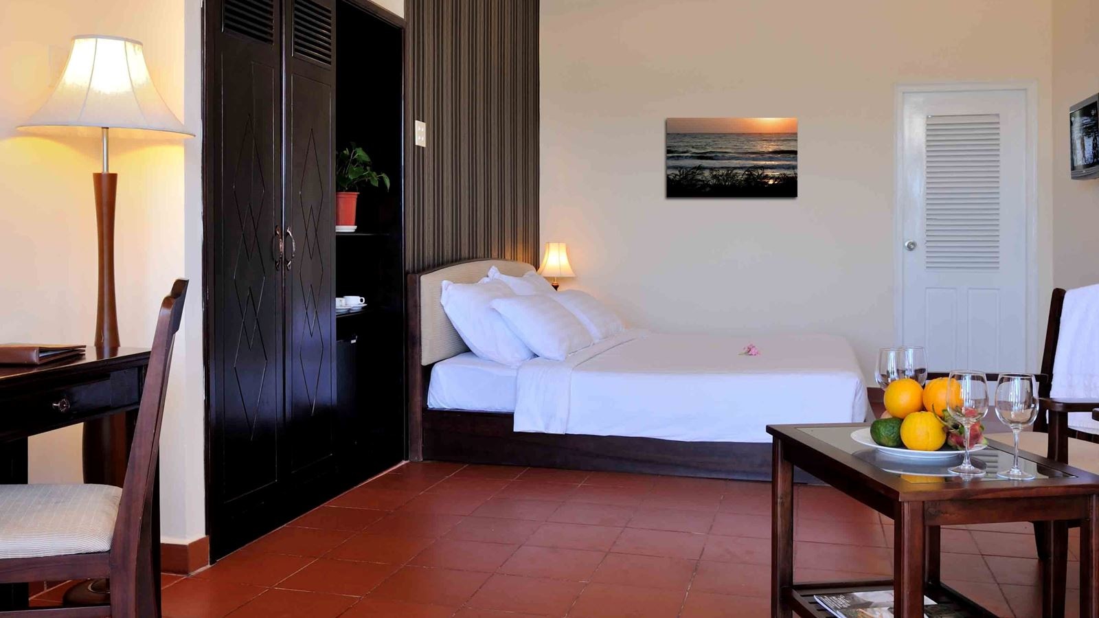rooms-villa-beachfront-with-terrace-child-without-extra-bed