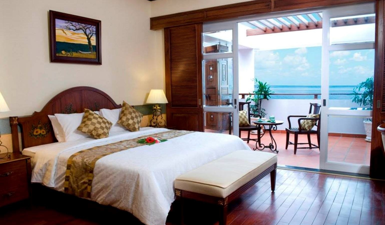 rooms-novela-suite-seaview