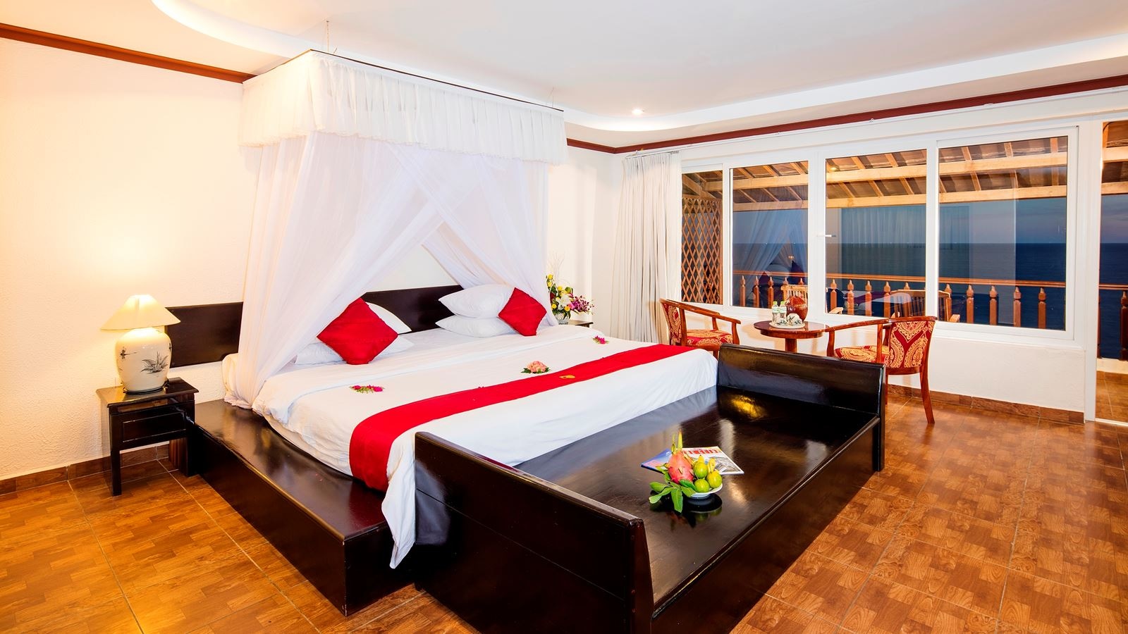 rooms-villa-deluxe-beach-front