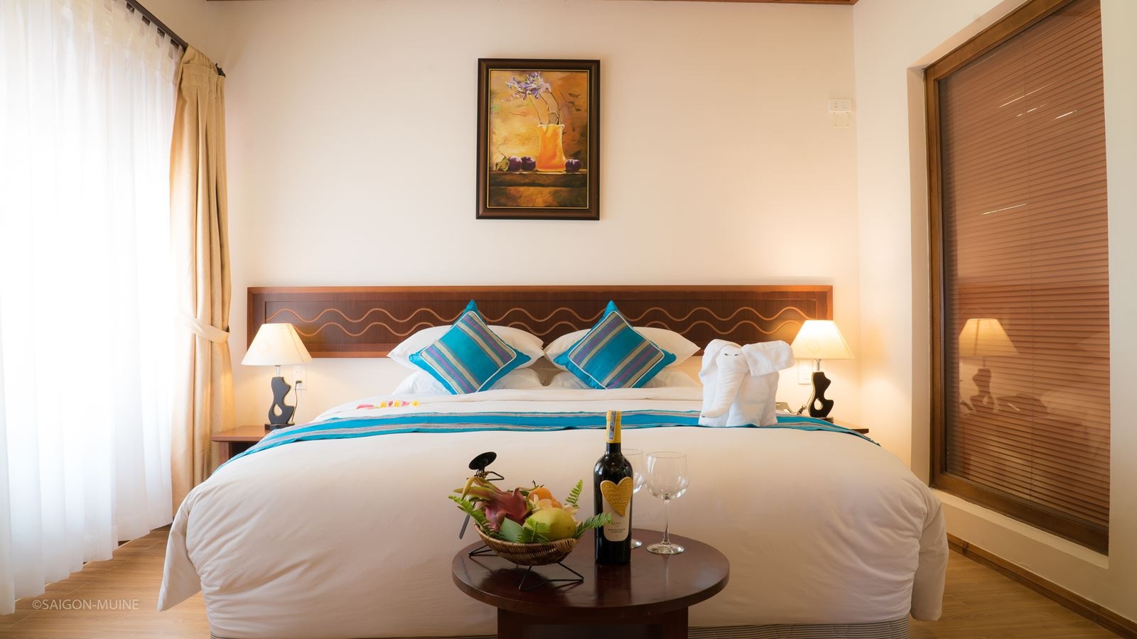 rooms-bungalow-sea-view-with-terrace