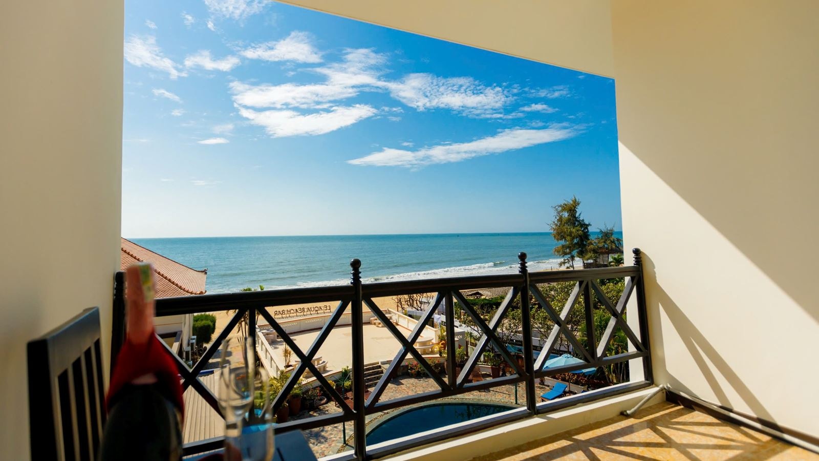 rooms-studio-seaview-balcony-child-without-extra-bed