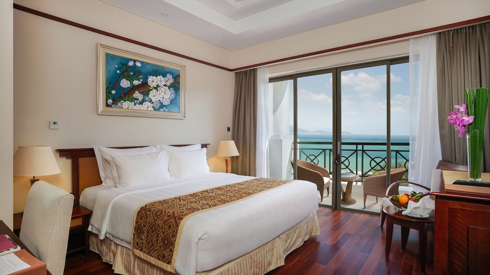 rooms-deluxe-ocean-view