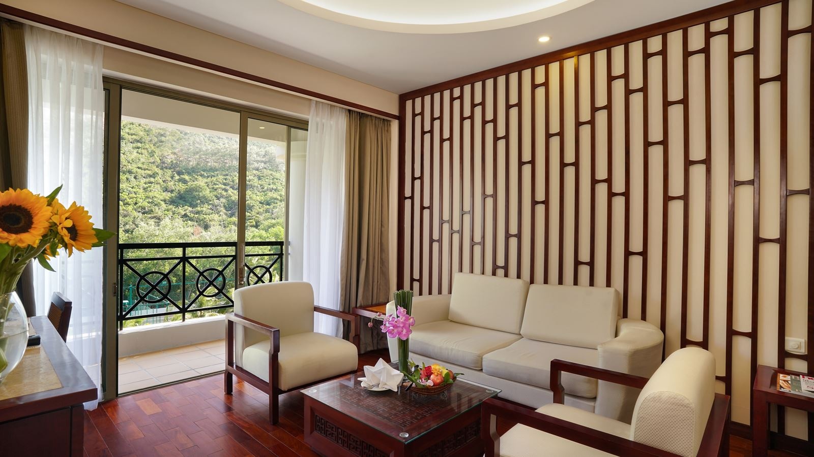 rooms-junior-suite-hill-view-child-without-extra-bed