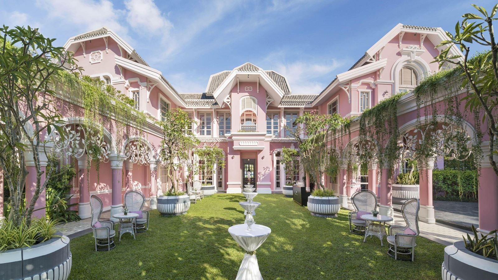 restaurants-pink-pearl