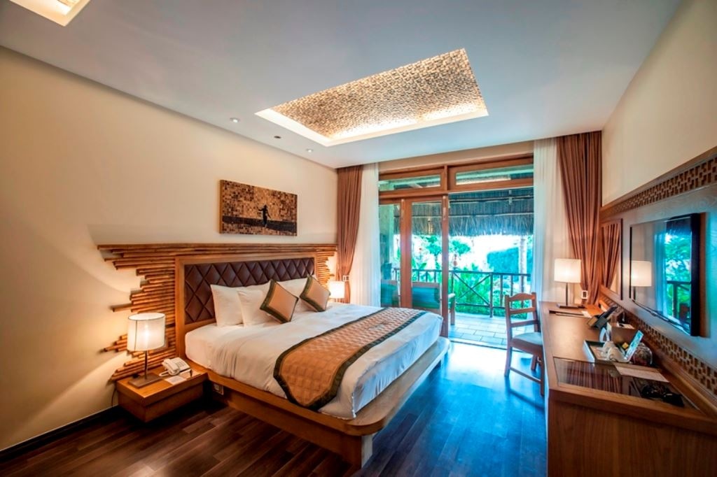 rooms-bungalow-garden-view-with-balcony