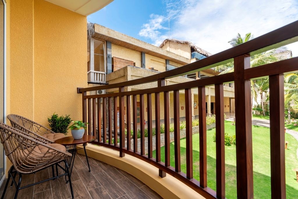 rooms-aroma-superior-garden-view-with-terrace