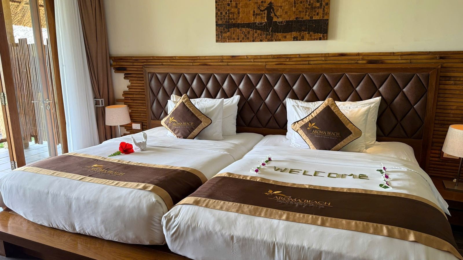 rooms-bungalow-sea-view-with-balcony