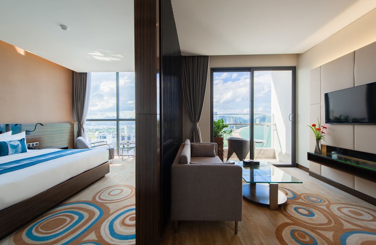 rooms-grand-suite-sea-view-balcony-child-without-extra-bed