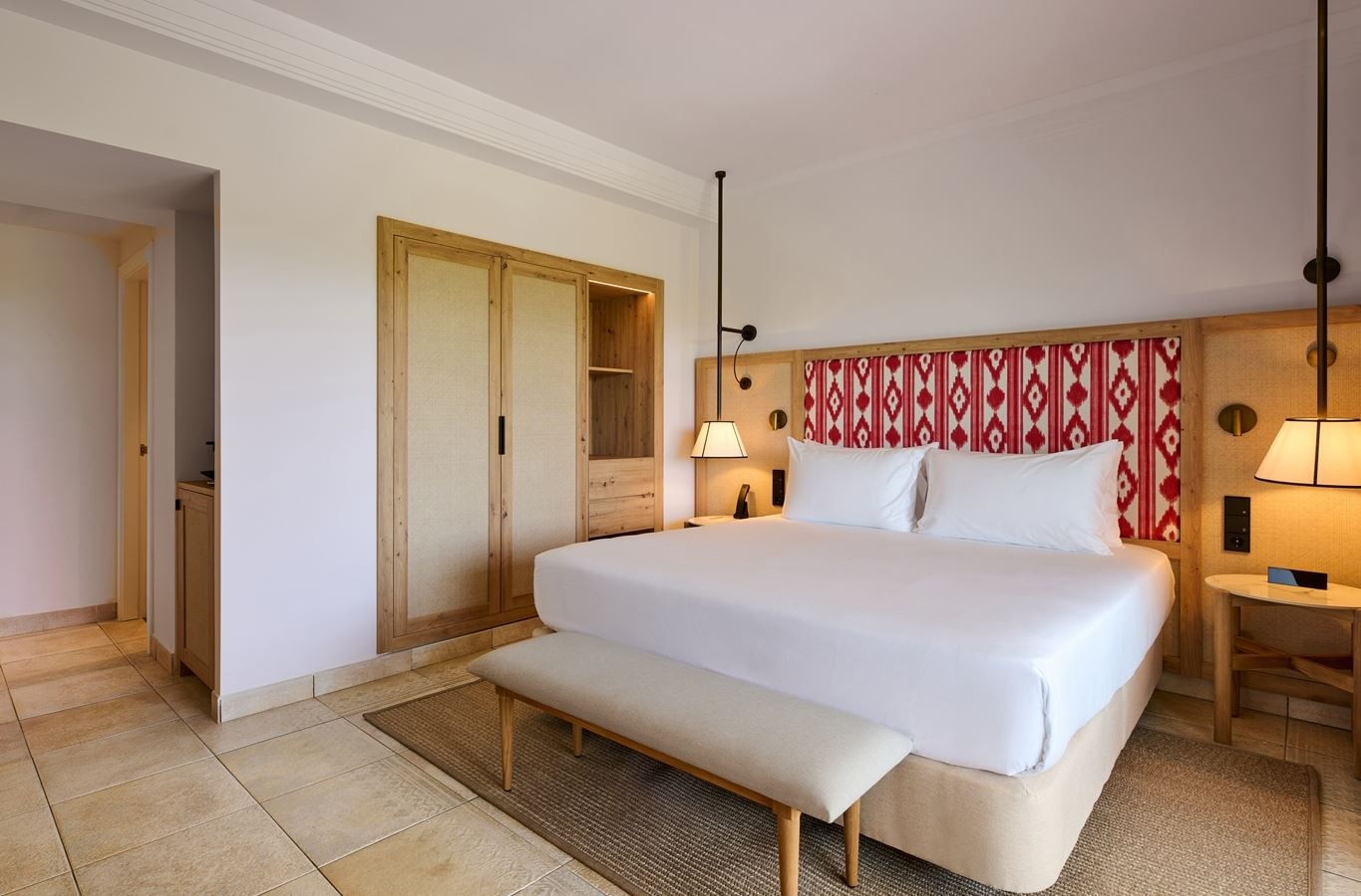 rooms-junior-suite-partial-sea-view-balcony-or-terrace