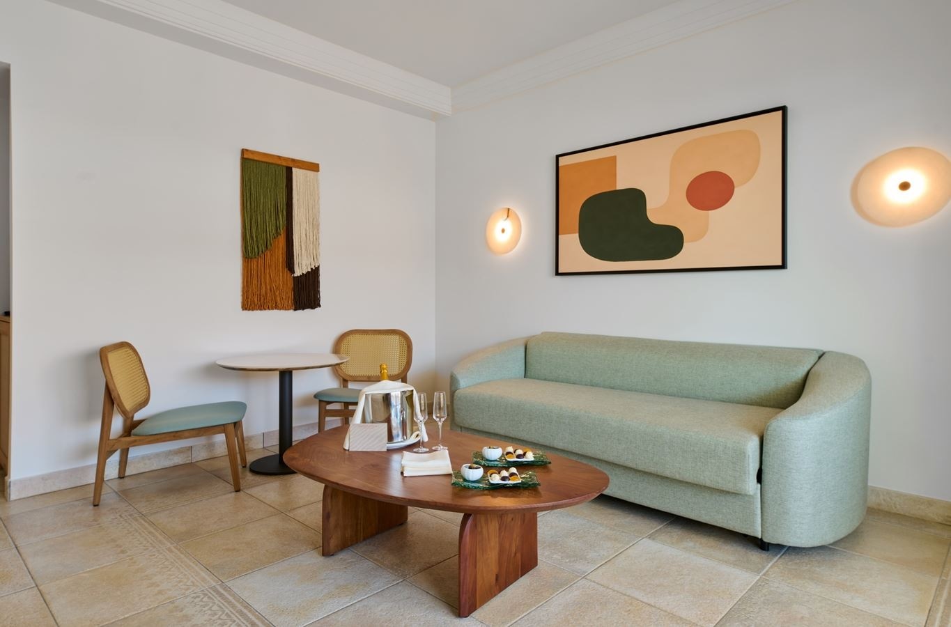 rooms-junior-suite-partial-sea-view-balcony-or-terrace