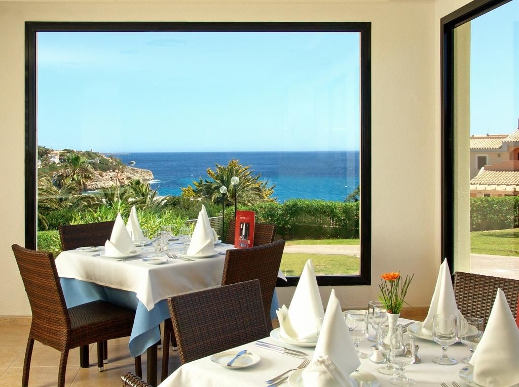 restaurants-restaurants