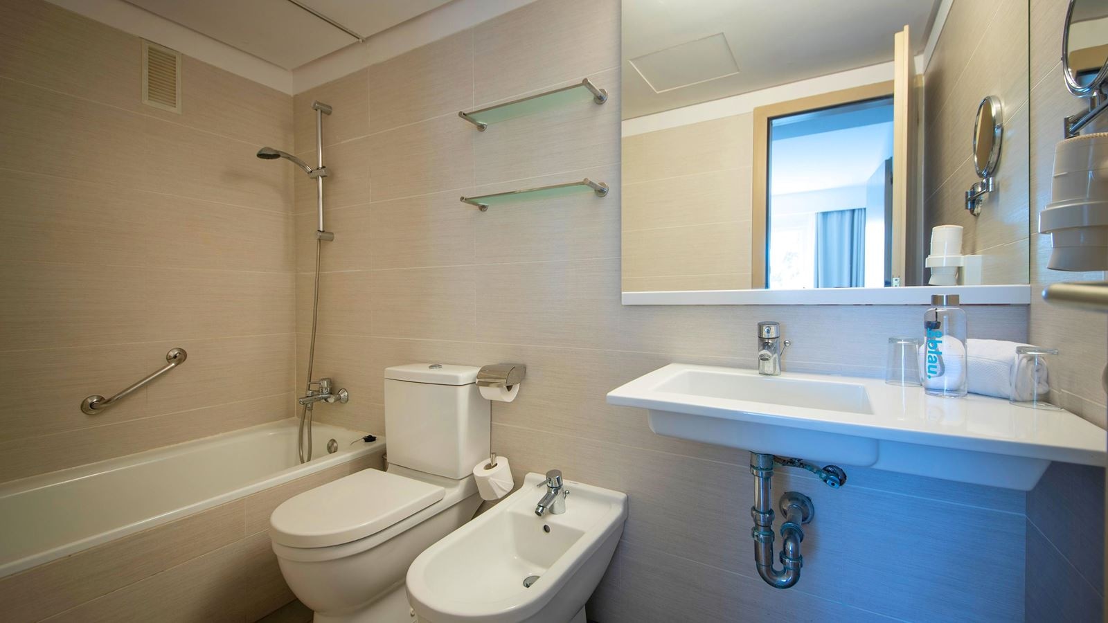 rooms-apartment-sea-view