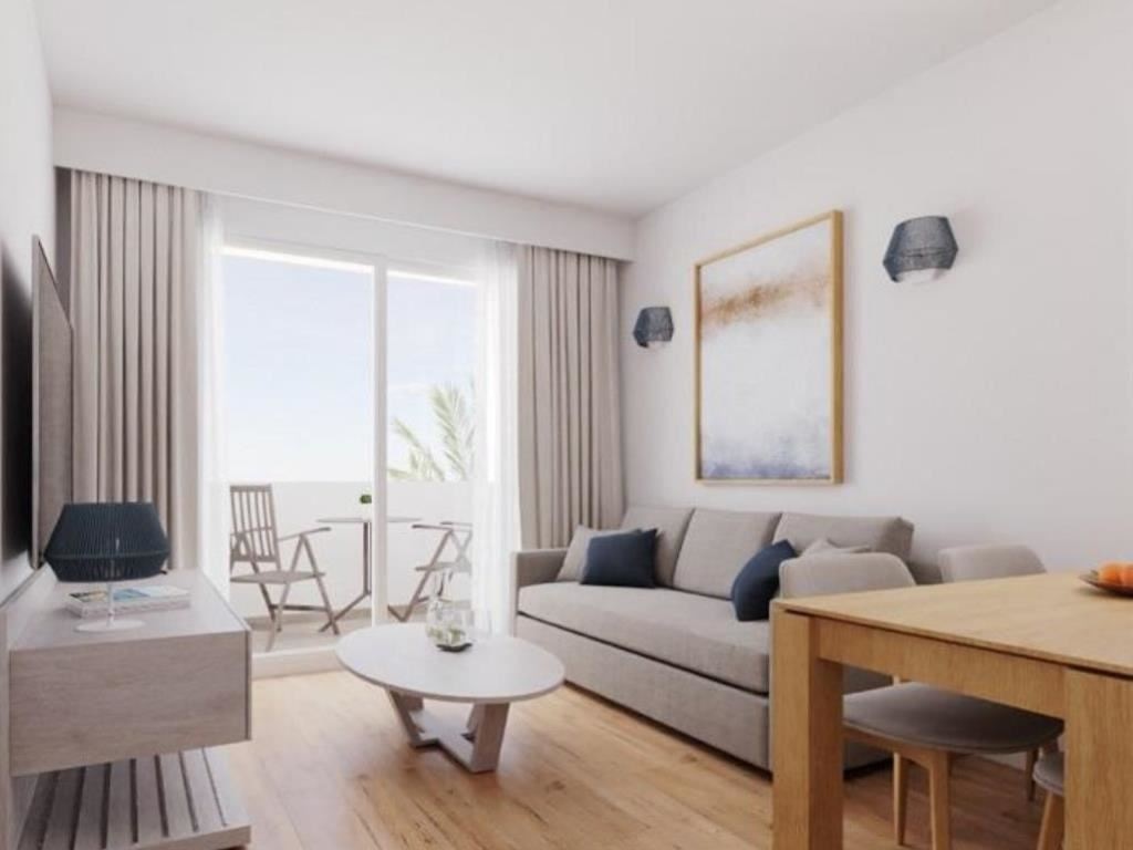 rooms-apartment-superior-balcony-or-terrace