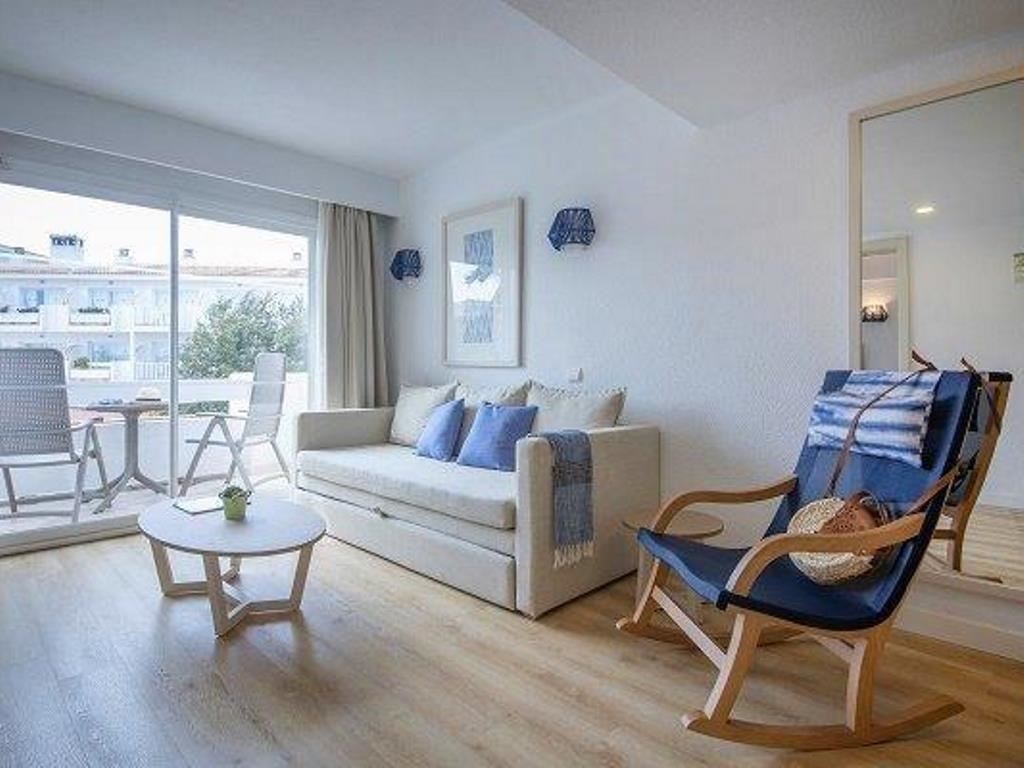 rooms-junior-suite-balcony-or-terrace