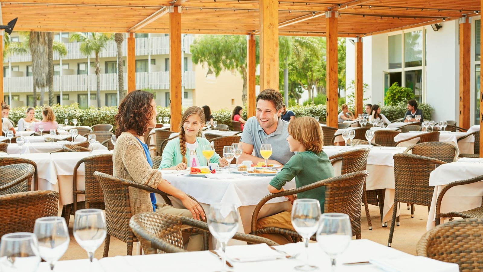 restaurants-main-restaurant