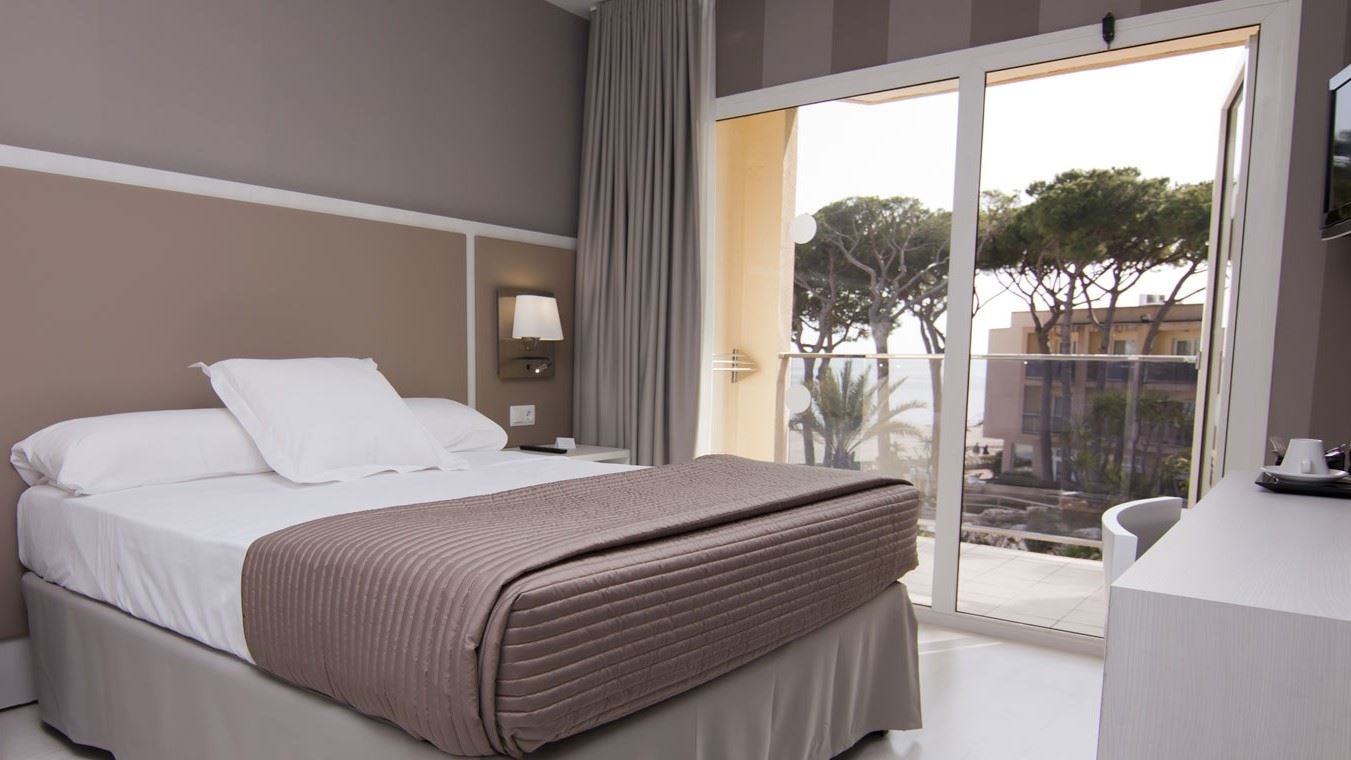 rooms-single-room-seapool-view