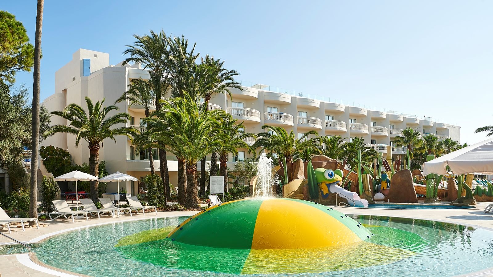 pools-outdoor-childrens-pool