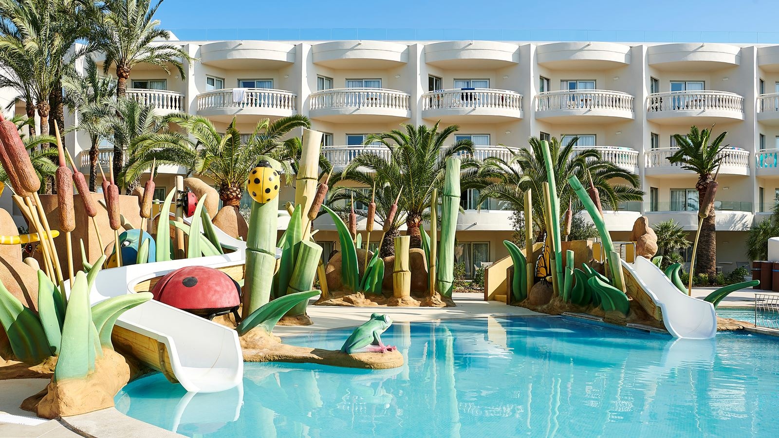 pools-outdoor-childrens-pool