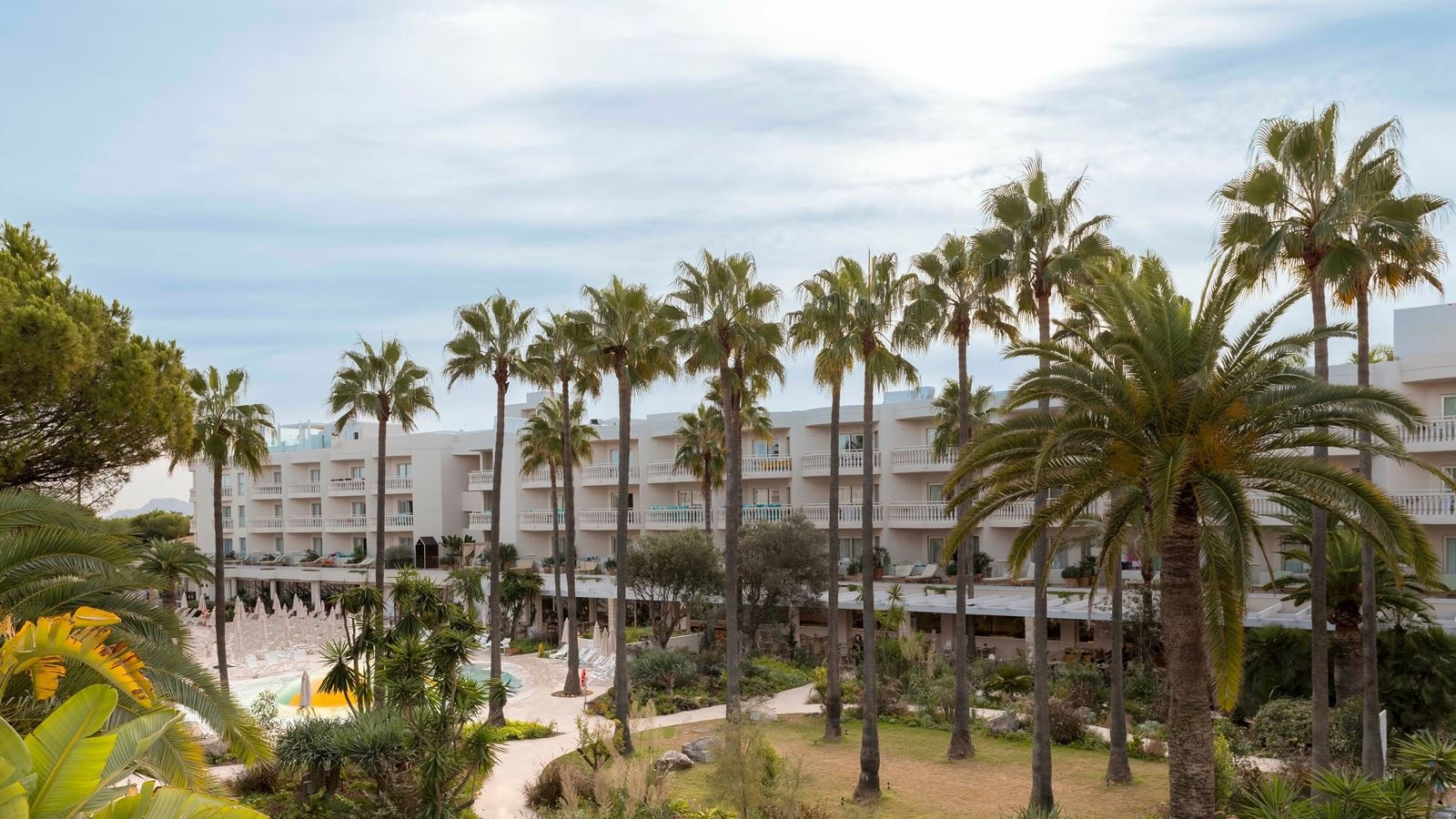rooms-family-garden-view-premium-a-with-terrace