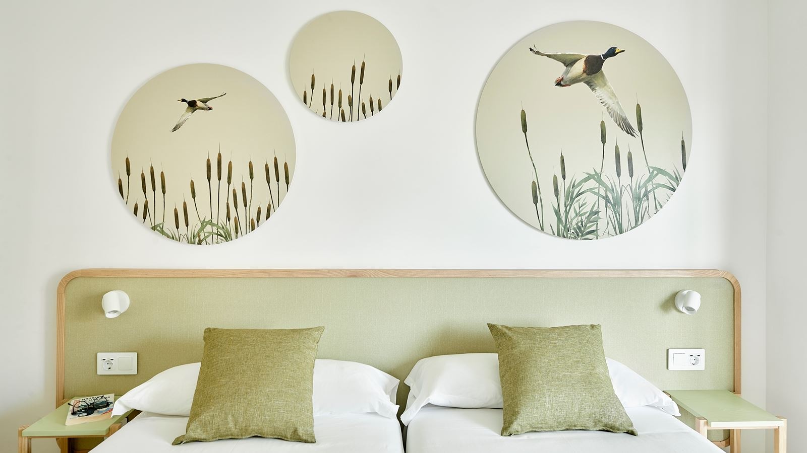 rooms-family-private-garden-view-premium-a