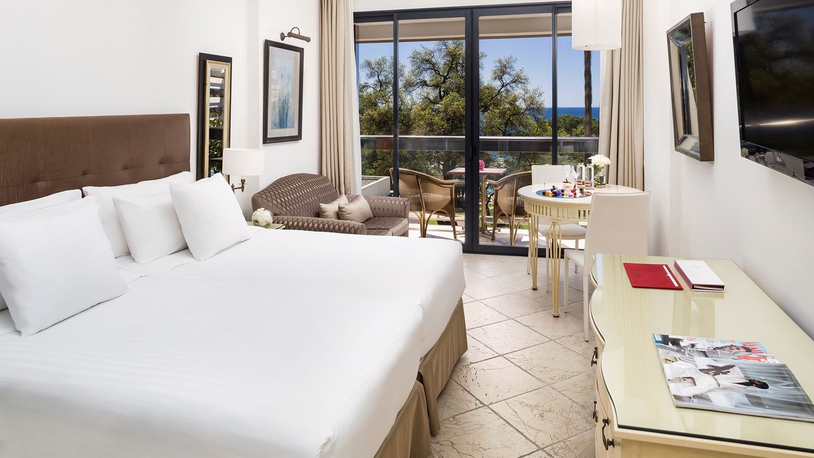 rooms-double-premium-garden-view-balcony-or-terrace