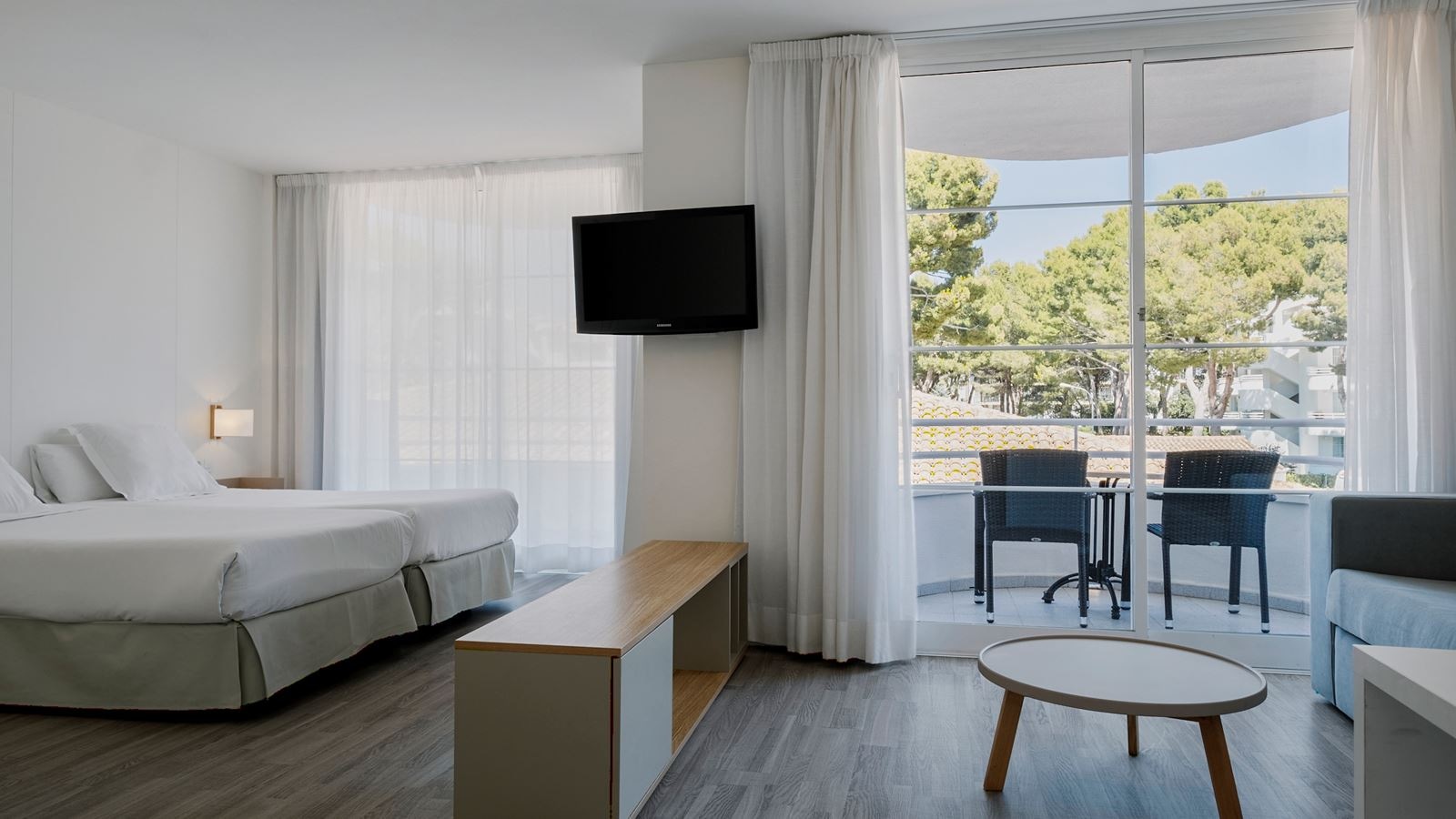 rooms-junior-suite-balcony--terrace-ste