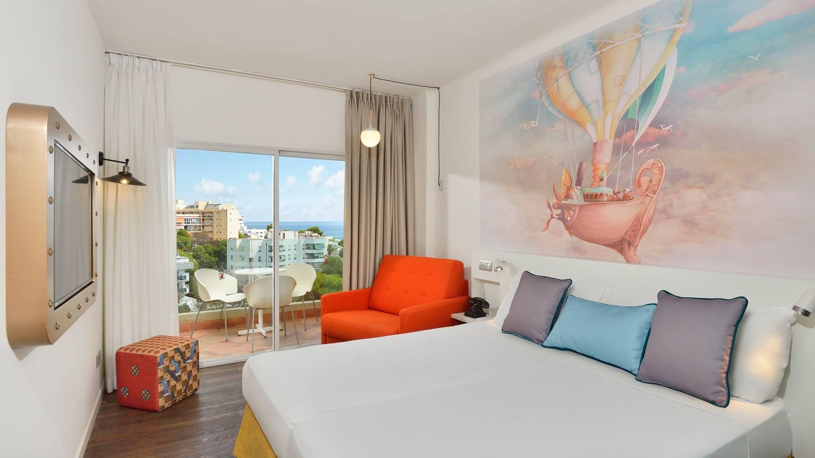 rooms-double-superior-katmandu-room