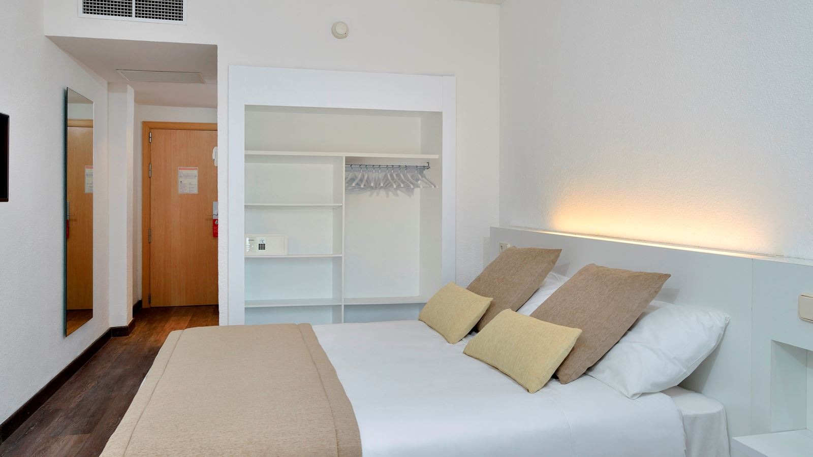 rooms-double-single-use