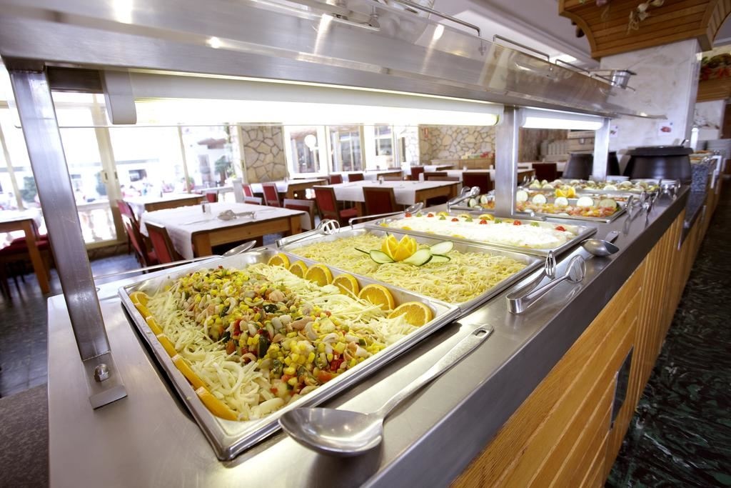 restaurants-restaurants