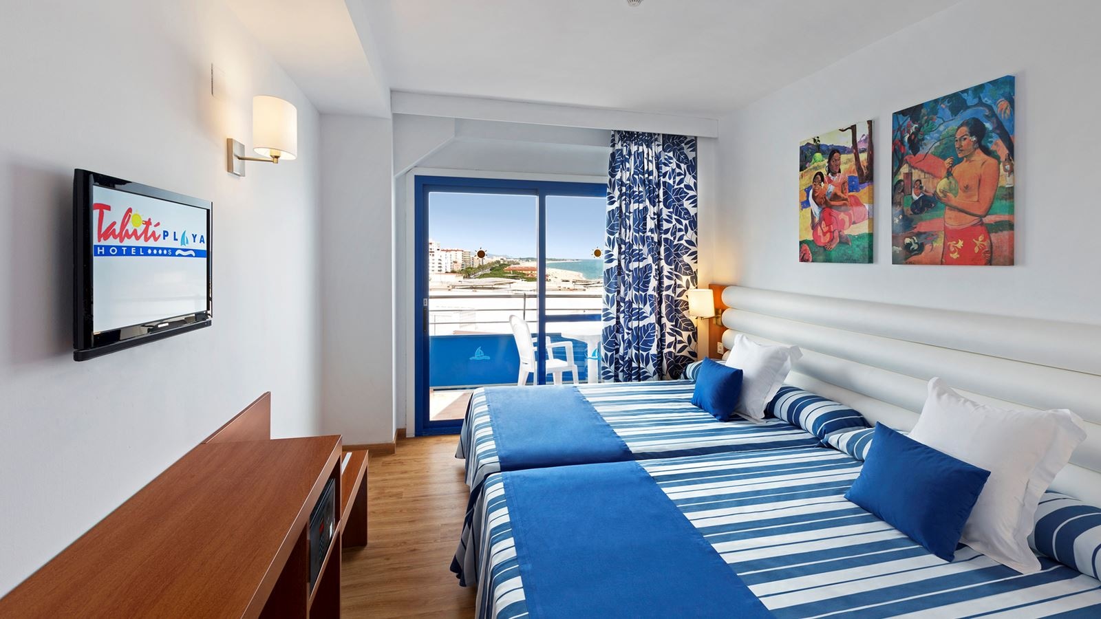 rooms-superior-double-lateral-sea-view-balcony-or-terrace-sum