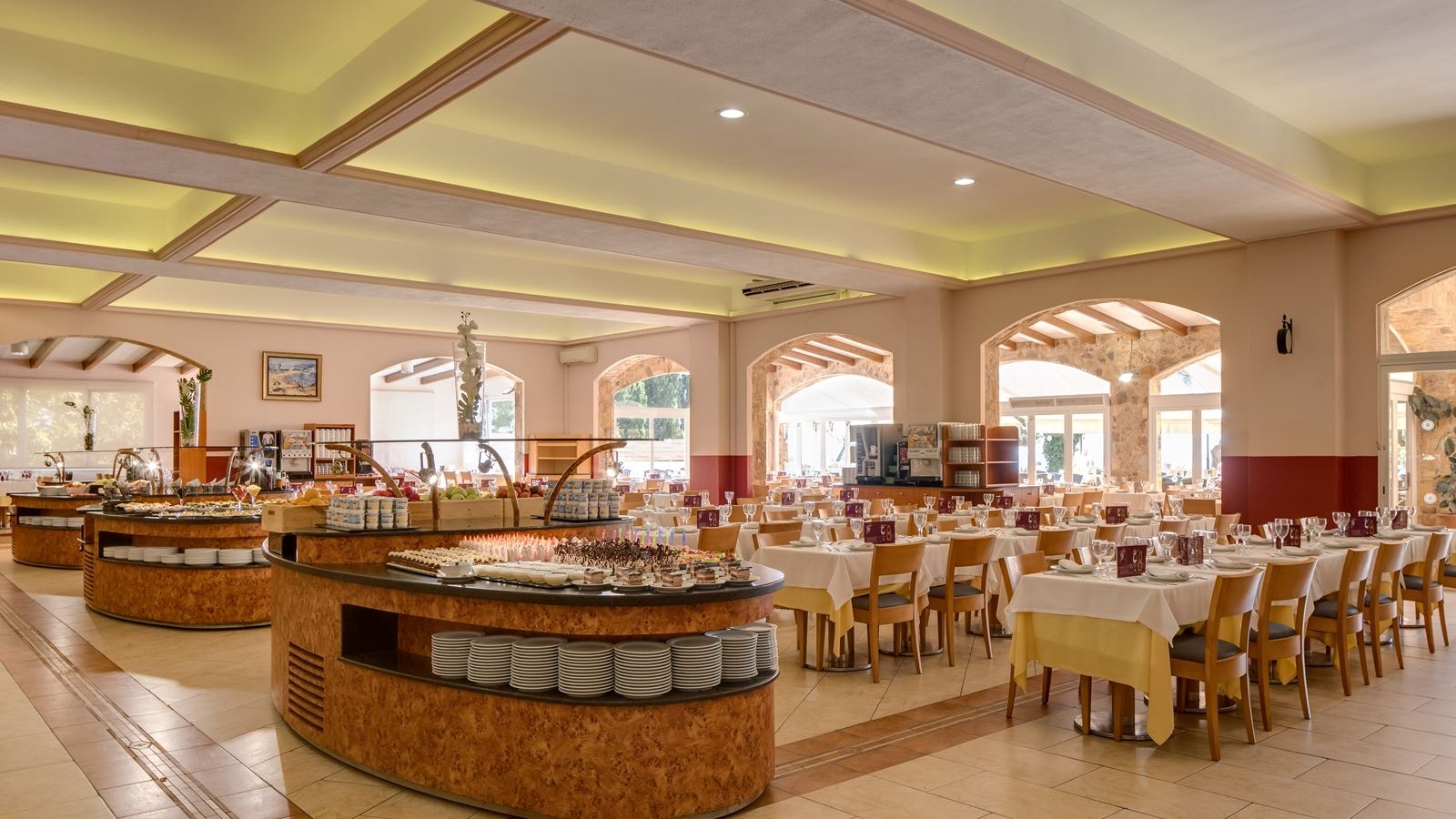 restaurants-main-restaurant